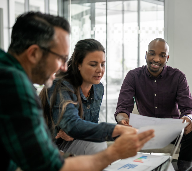 Wealth Advisors - Couple consulting