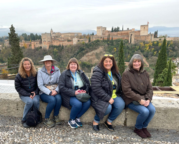 Five advisors in Italy