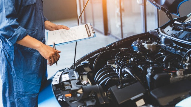 Auto - Care Checking Hood