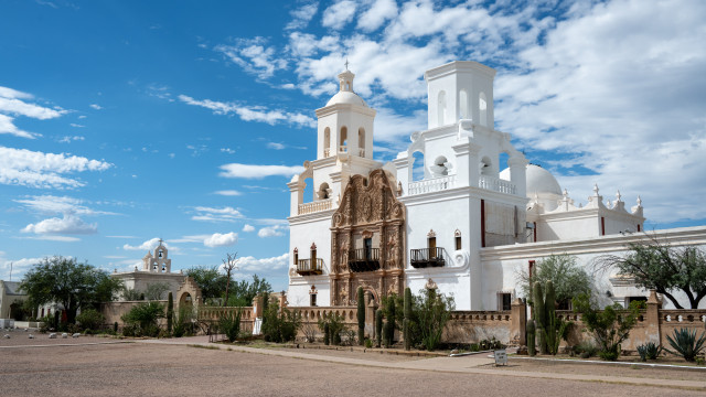 San Xavier Del Bac Mission