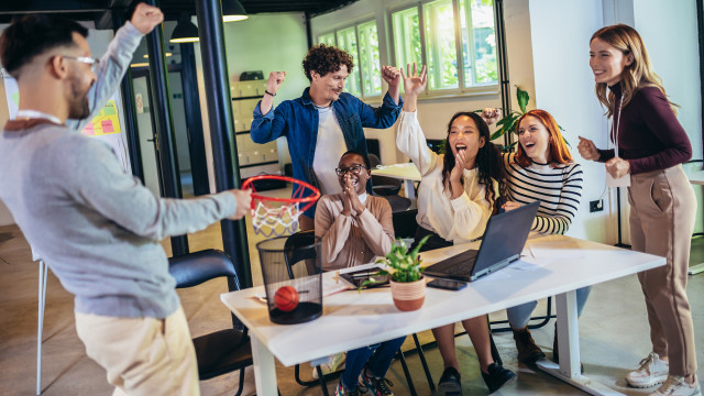 Employee - Basketball Teamwork