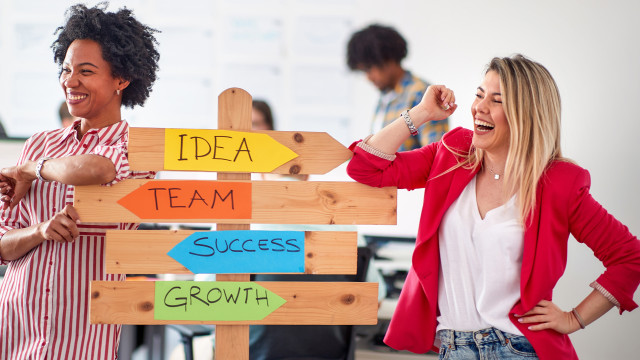 Employee - Team Building