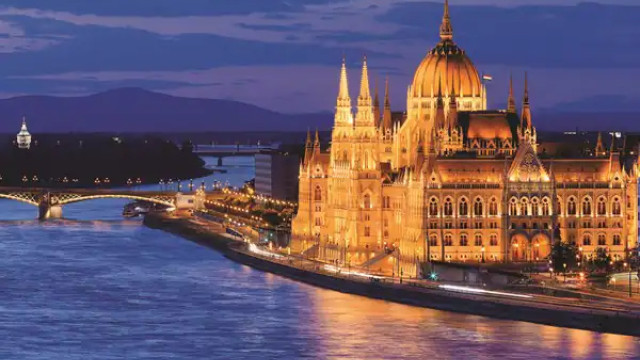 AMA Waterways - DANUBE Budapest