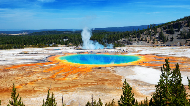 Yellowstone Prismatic Pool