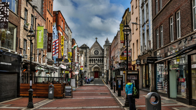 Dublin Cathedral Alley