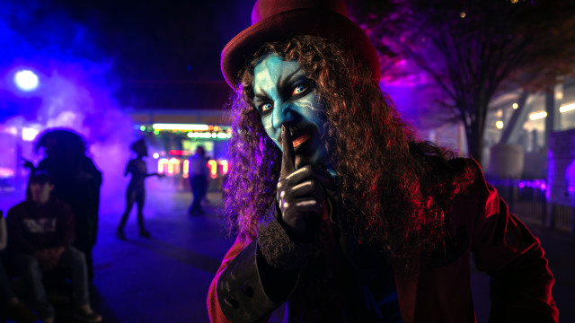 Hersheypark halloween character